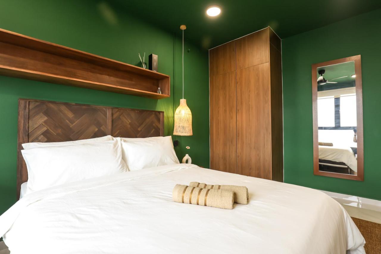 Peaceful Studio W Pool For 3 Pax - Seri Kembangan Esterno foto